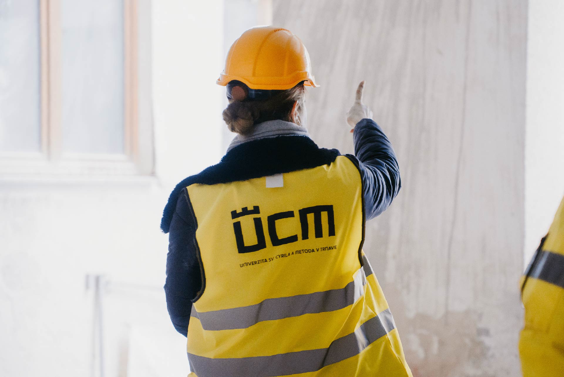 Študenti FZV sa budú učiť v zrekonštruovanej budove už v ďalšom akademickom roku. Ukázal to kontrolný deň na stavenisku