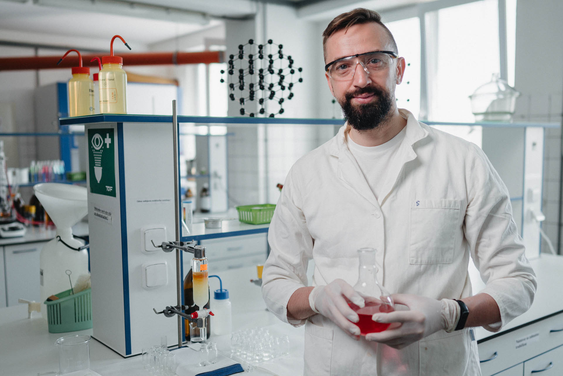 Vedci UCM sa presadzujú v globálnych rankingoch a posilňujú vedeckú reputáciu univerzity