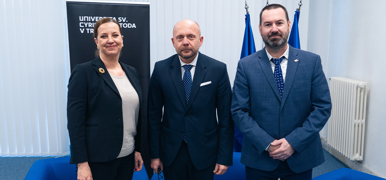 Article Header Image