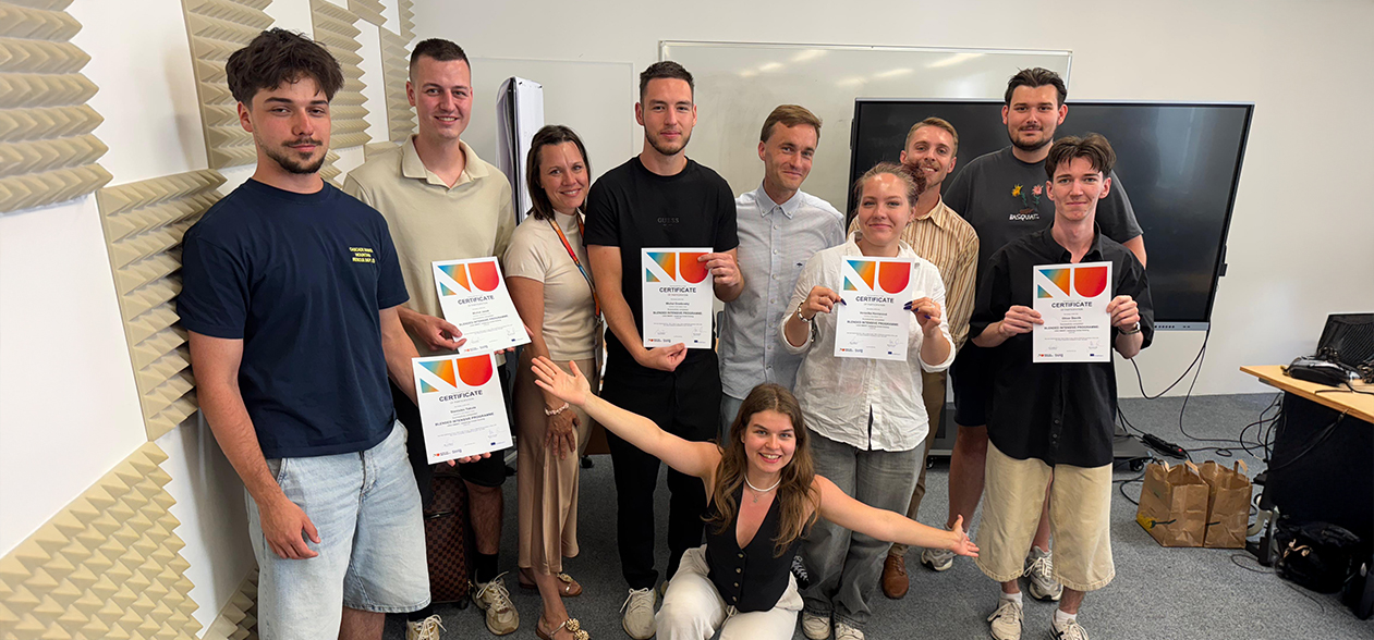 Article Header Image